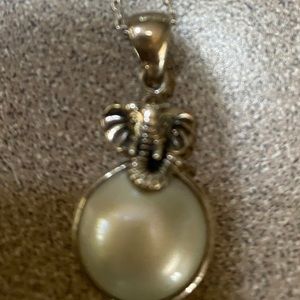 Silver pearl Elephant Pendant